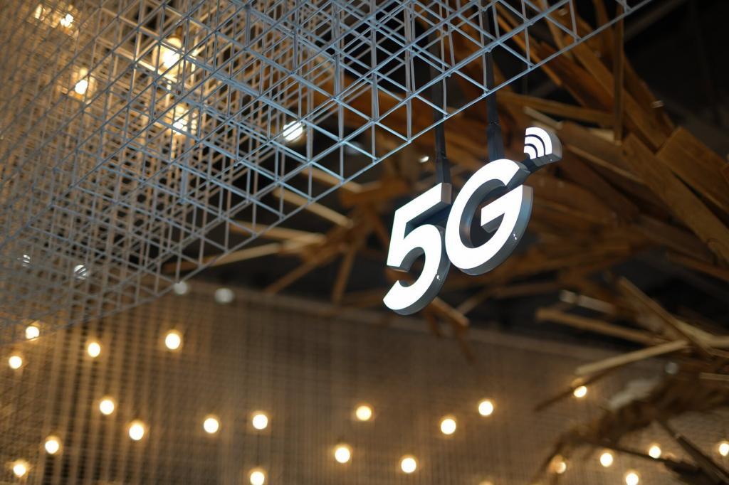 5G technology and connectivity with wifi 6