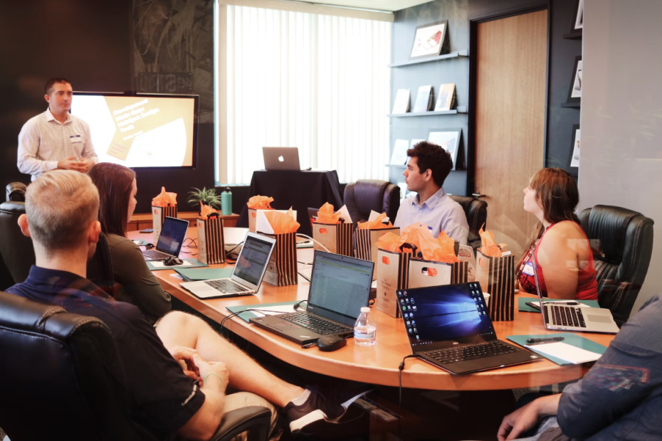 Scrum meeting in an IT Services