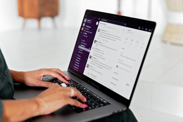 How Secure Messaging Apps Are Changing the Way We Work
